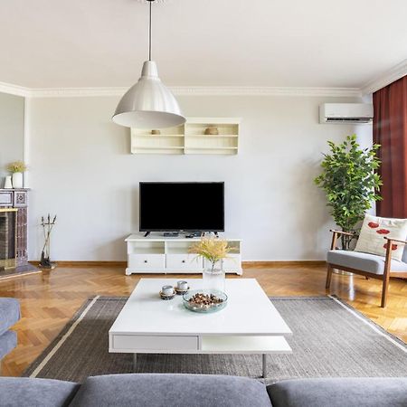 Spacious Flat Near Caddebostan Coast Apartment อิสตันบูล ภายนอก รูปภาพ