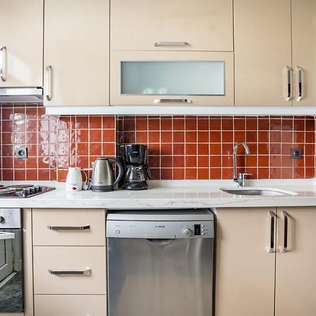 Spacious Flat Near Caddebostan Coast Apartment อิสตันบูล ภายนอก รูปภาพ